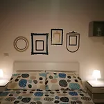 Simply House In Bari
