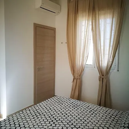 Apartment Simply House In *